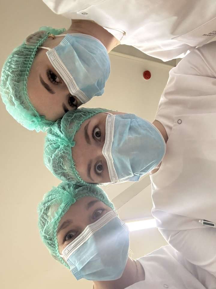 nurses.and.palms 1777828592 3889030568423777850 75458210444