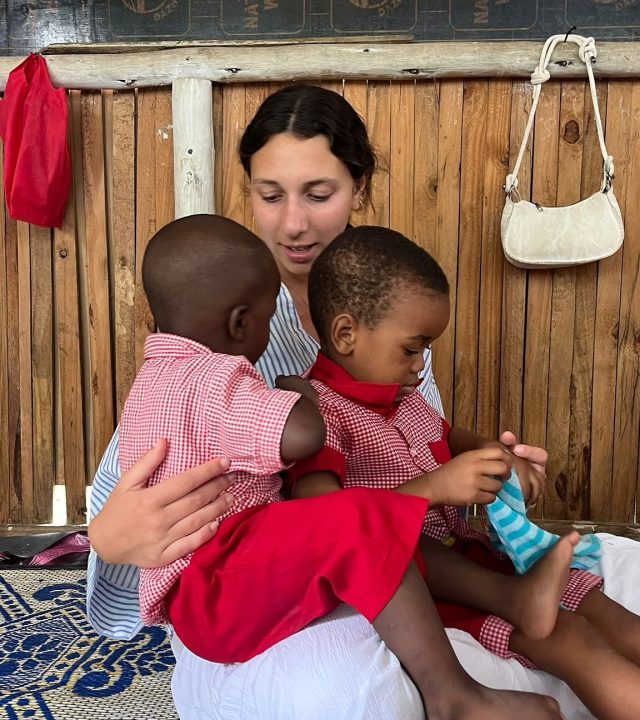 volunteerintanzania 1753703435 3686654083472659557 998729091